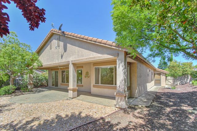1225 Silver Fork Ct, Lincoln, CA 95648