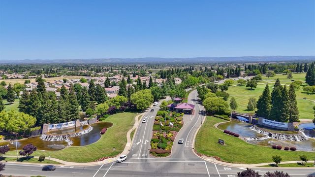 1225 Silver Fork Ct, Lincoln, CA 95648