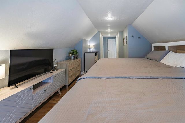 901 OAKMONT Avenue, Erie, PA 16505
