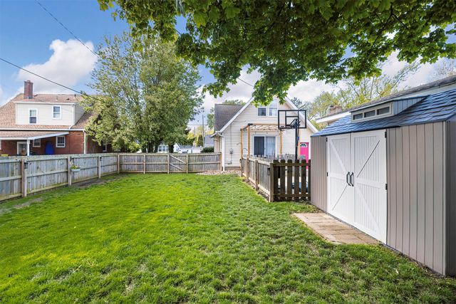 901 OAKMONT Avenue, Erie, PA 16505