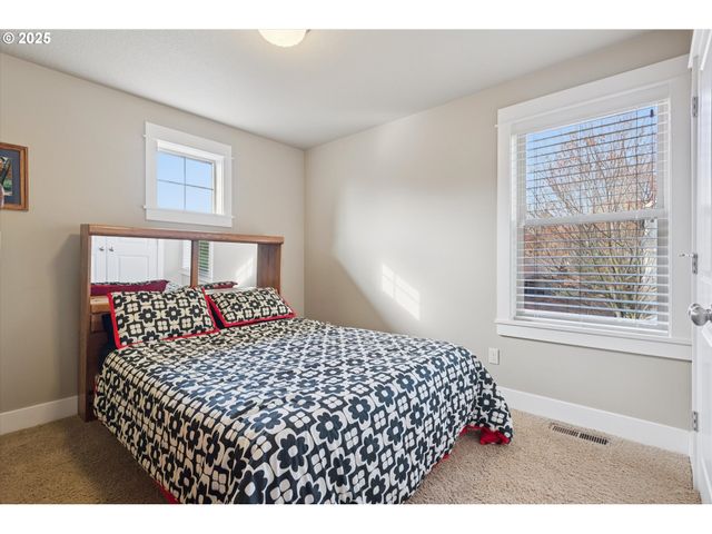 3041 WINKEL Way, West Linn, OR 97068