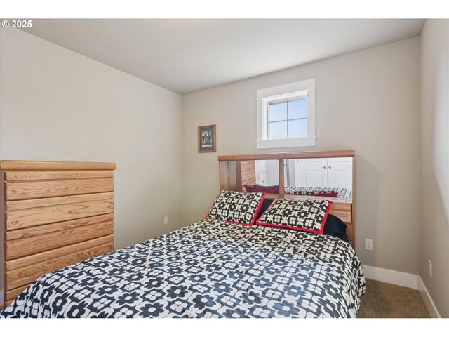 3041 WINKEL Way, West Linn, OR 97068