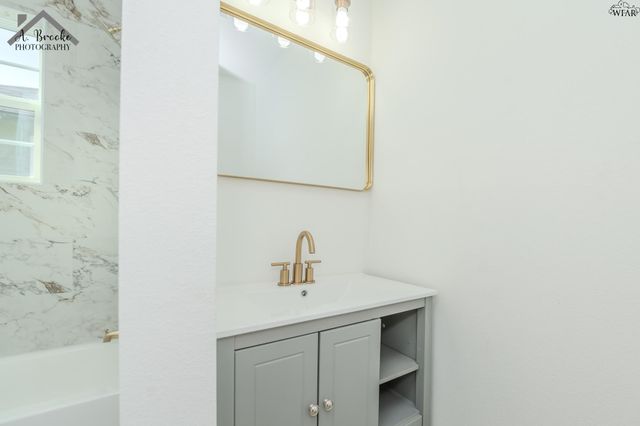 3207 HOLLYWOOD AVENUE, Wichita Falls, TX 76309