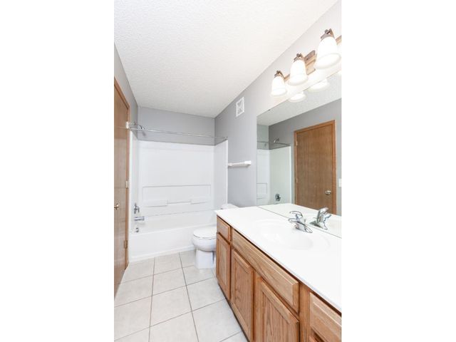 7134 Merrimac Lane N, Osseo, MN 55311