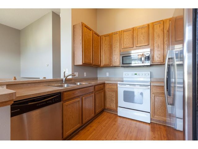 7134 Merrimac Lane N, Osseo, MN 55311