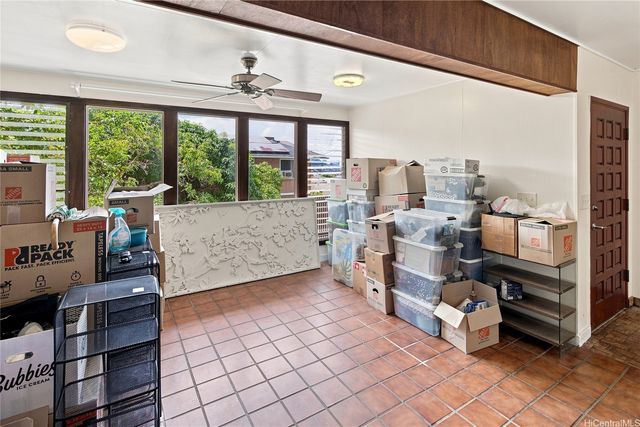 654 D Walea Place D, Honolulu, HI 96817