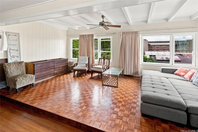 654 D Walea Place D, Honolulu, HI 96817