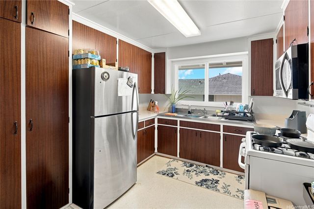 654 D Walea Place D, Honolulu, HI 96817