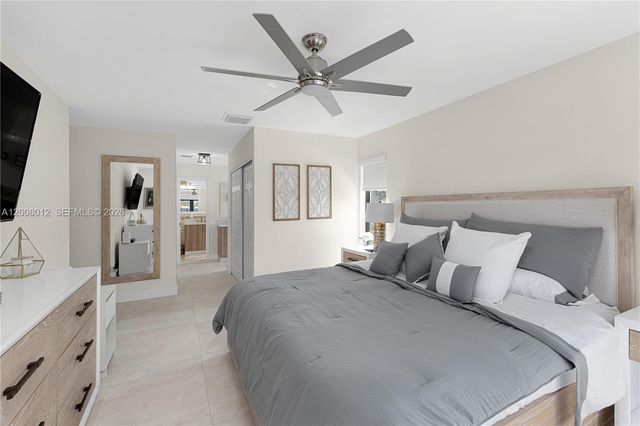 9171 NW 13th St, Plantation, FL 33322