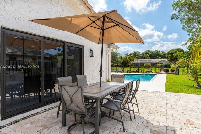 9171 NW 13th St, Plantation, FL 33322