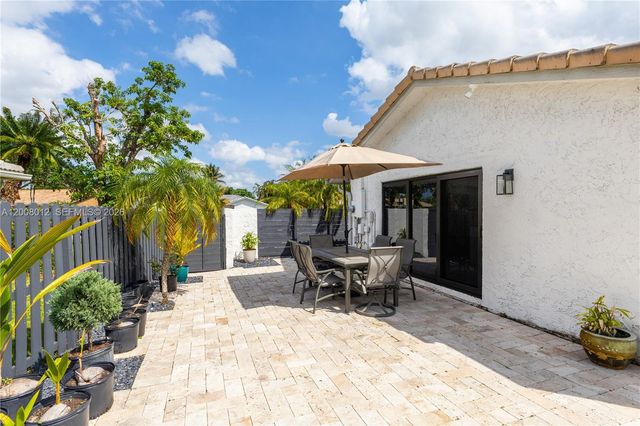9171 NW 13th St, Plantation, FL 33322