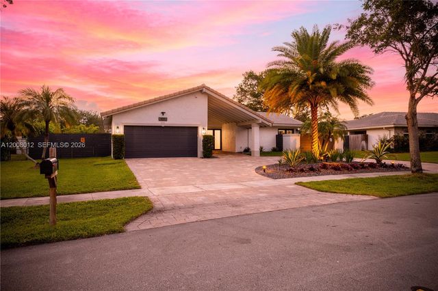 9171 NW 13th St, Plantation, FL 33322