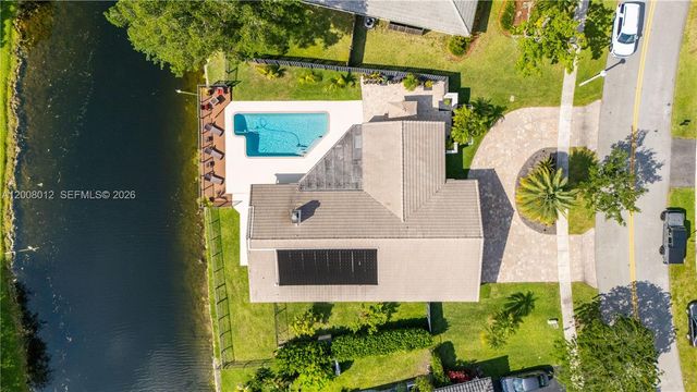 9171 NW 13th St, Plantation, FL 33322