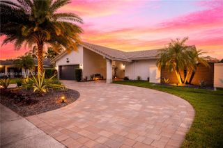 9171 NW 13th St, Plantation, FL 33322
