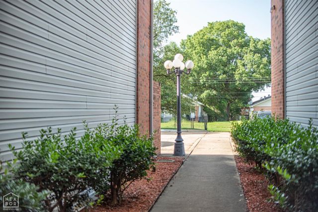 1300 S church, Jonesboro, AR 72401