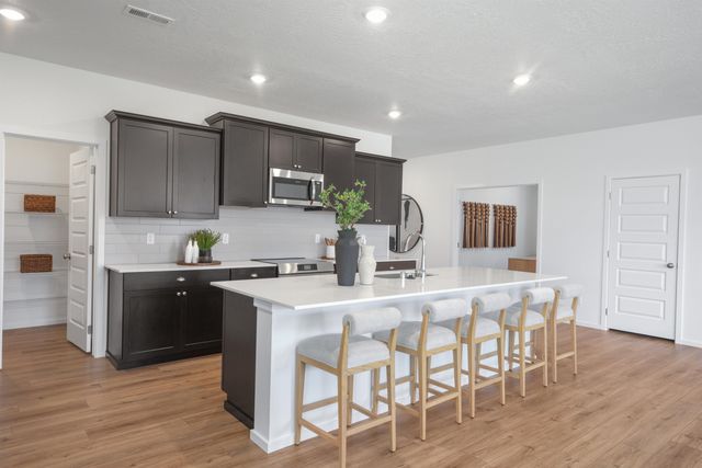 4121 W Vel View Rd, Spokane, WA 99208
