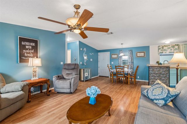 37644 PINATA AVENUE, Zephyrhills, FL 33541