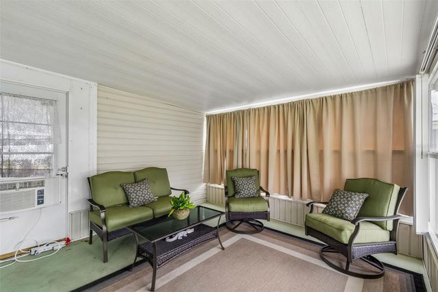 37644 PINATA AVENUE, Zephyrhills, FL 33541