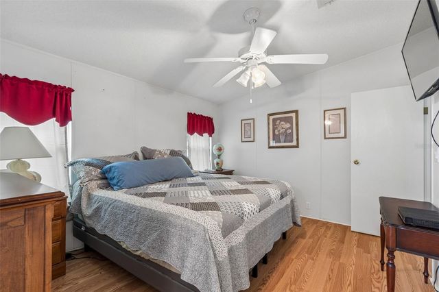 37644 PINATA AVENUE, Zephyrhills, FL 33541
