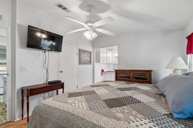 37644 PINATA AVENUE, Zephyrhills, FL 33541