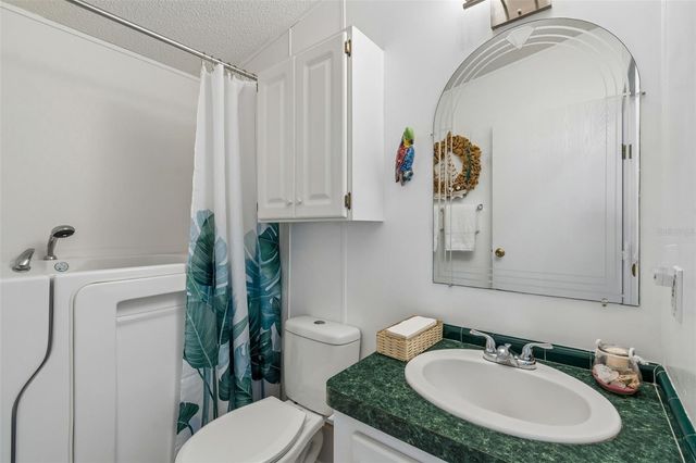 37644 PINATA AVENUE, Zephyrhills, FL 33541