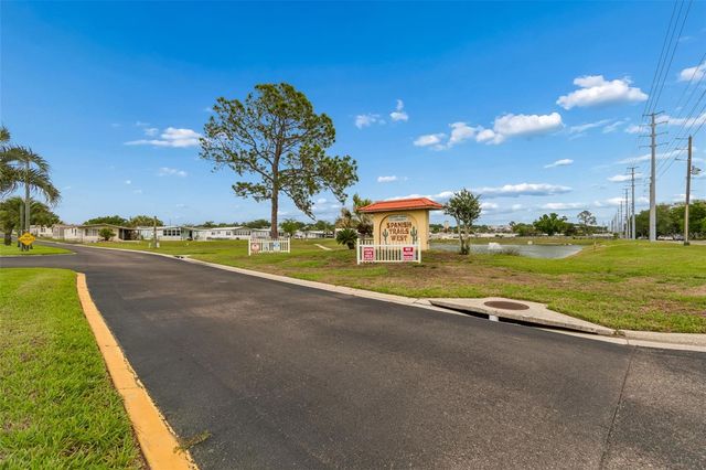 37644 PINATA AVENUE, Zephyrhills, FL 33541