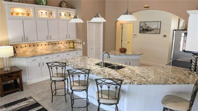 5471 Harborage DR, Fort Myers, FL 33908