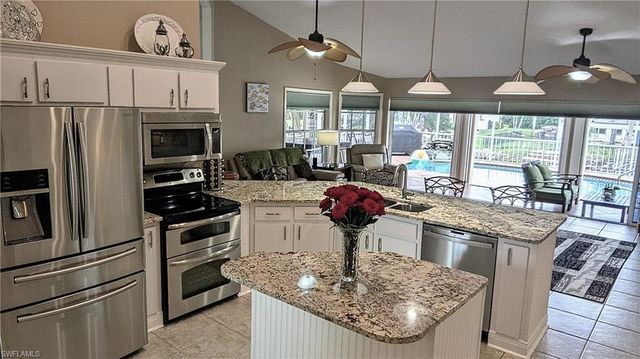 5471 Harborage DR, Fort Myers, FL 33908