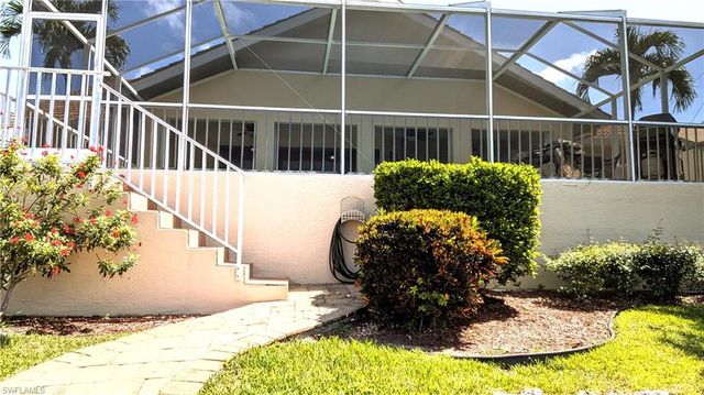 5471 Harborage DR, Fort Myers, FL 33908