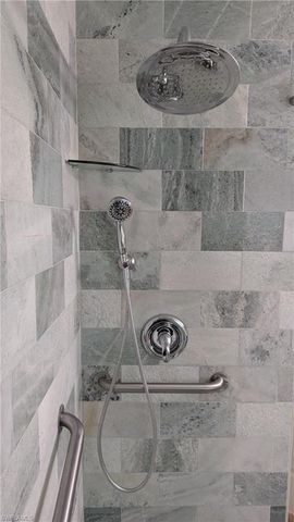 5471 Harborage DR, Fort Myers, FL 33908