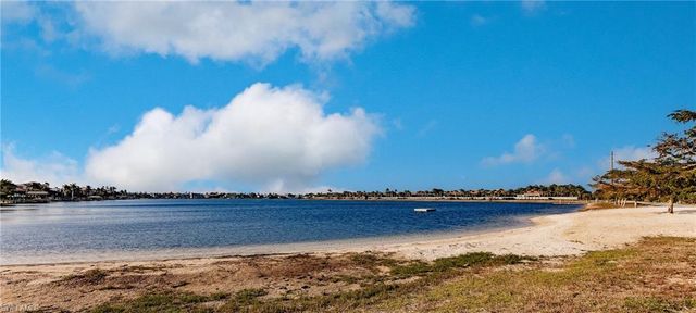 5471 Harborage DR, Fort Myers, FL 33908