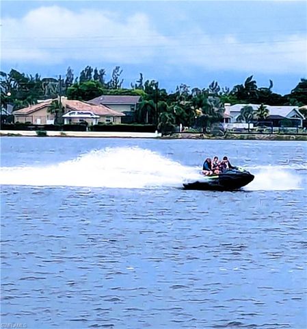 5471 Harborage DR, Fort Myers, FL 33908