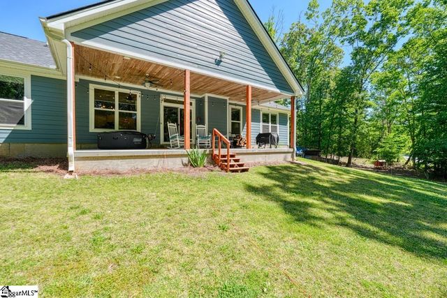 2007 Edwards Lake Road, Greer, SC 29651