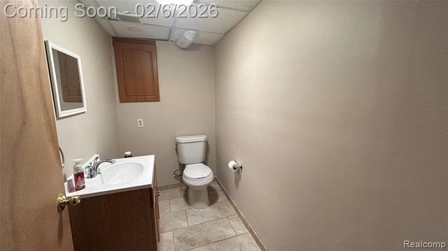 36014 Chapel Court 27, Clinton Township, MI 48035