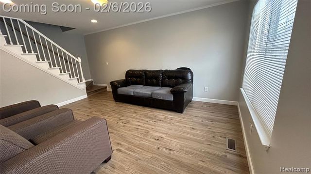 36014 Chapel Court 27, Clinton Township, MI 48035