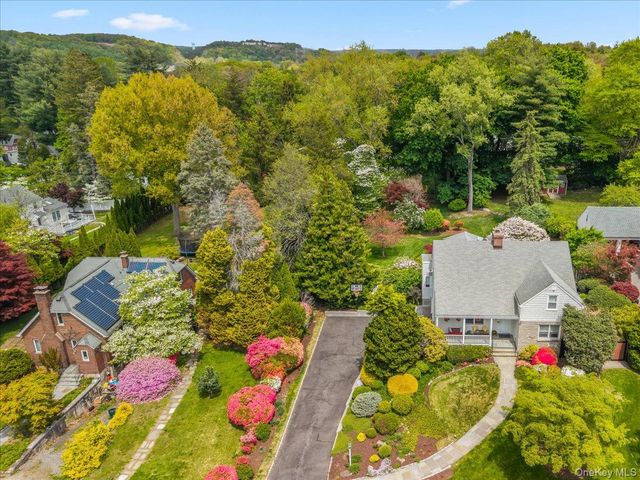145 Woodlands Avenue, White Plains, NY 10607