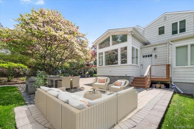 145 Woodlands Avenue, White Plains, NY 10607