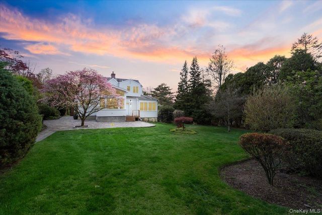 145 Woodlands Avenue, White Plains, NY 10607