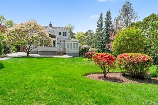 145 Woodlands Avenue, White Plains, NY 10607