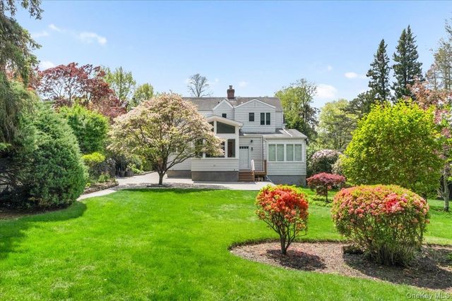 145 Woodlands Avenue, White Plains, NY 10607