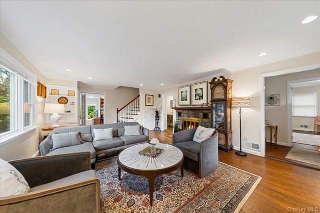 145 Woodlands Avenue, White Plains, NY 10607