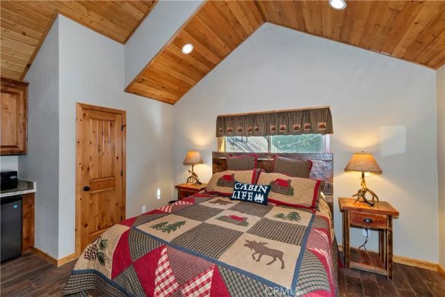 750 Elm Street, Big Bear Lake, CA 92315