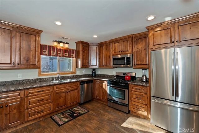 750 Elm Street, Big Bear Lake, CA 92315