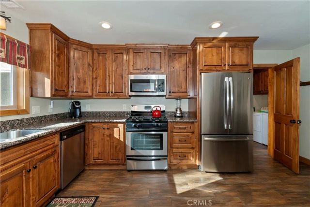 750 Elm Street, Big Bear Lake, CA 92315