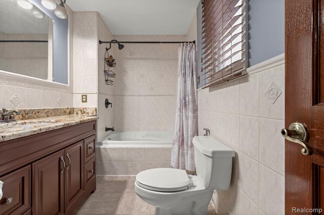 7718 Steadman Street, Dearborn, MI 48126