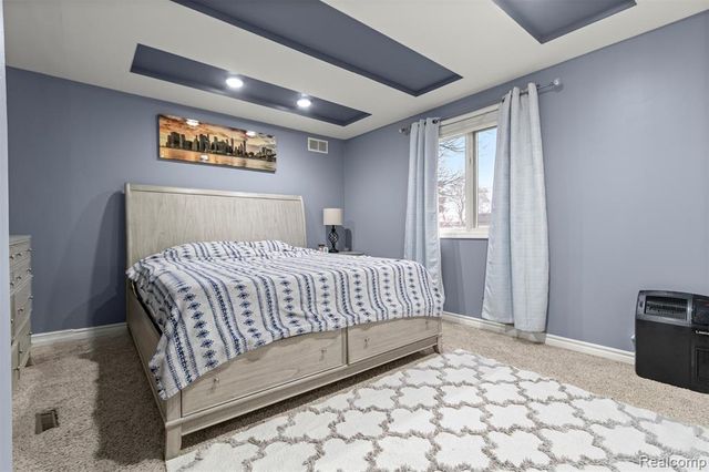 7718 Steadman Street, Dearborn, MI 48126