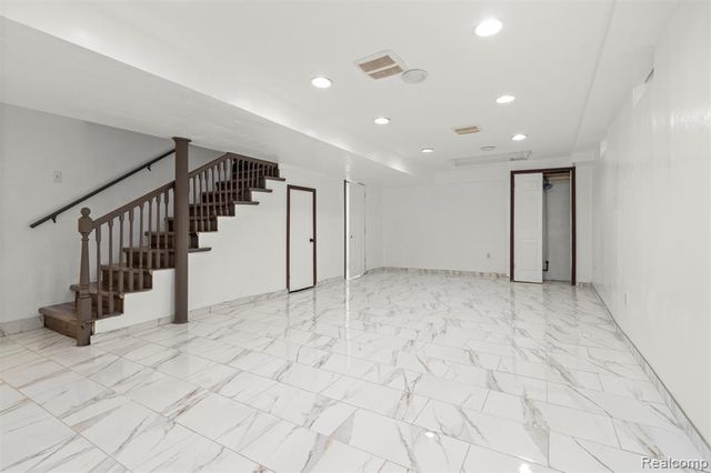 7718 Steadman Street, Dearborn, MI 48126