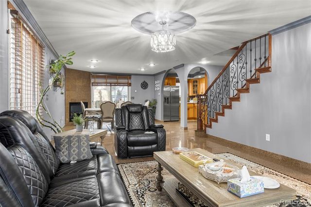 7718 Steadman Street, Dearborn, MI 48126