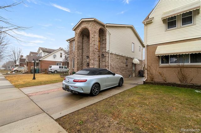 7718 Steadman Street, Dearborn, MI 48126