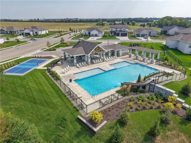 25242 W 177th Terrace, Gardner, KS 66030